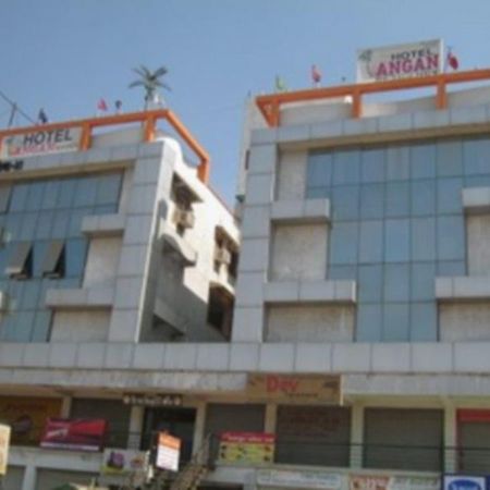 Angan Residency Ξενοδοχείο Αχμπανταμπάντ Εξωτερικό φωτογραφία